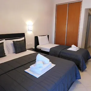 Affittacamere Anna House 4, Sarti